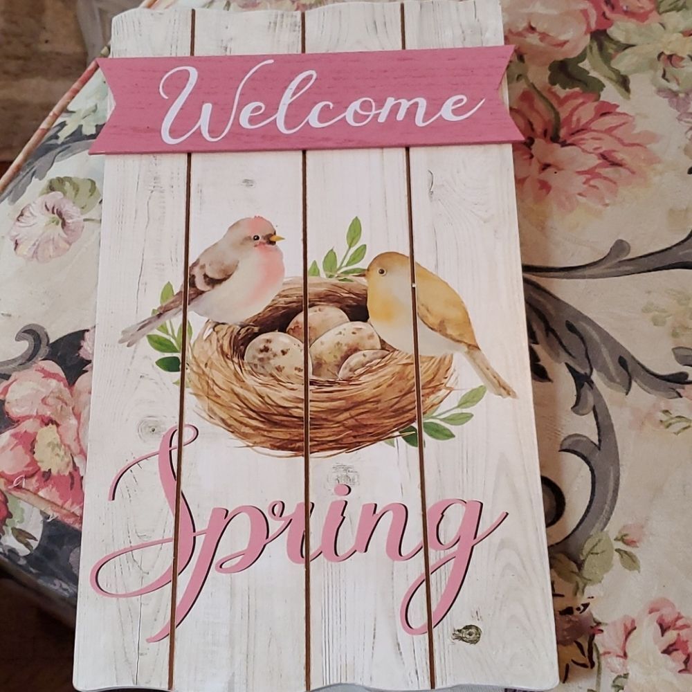 Welcome Spring Wooden Board